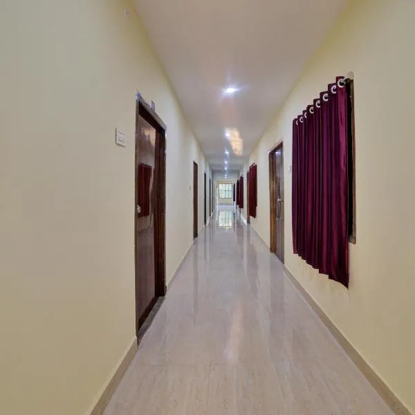 SPOT ON SRI DATTA GRAND INN, viešbutis mieste Varangalis