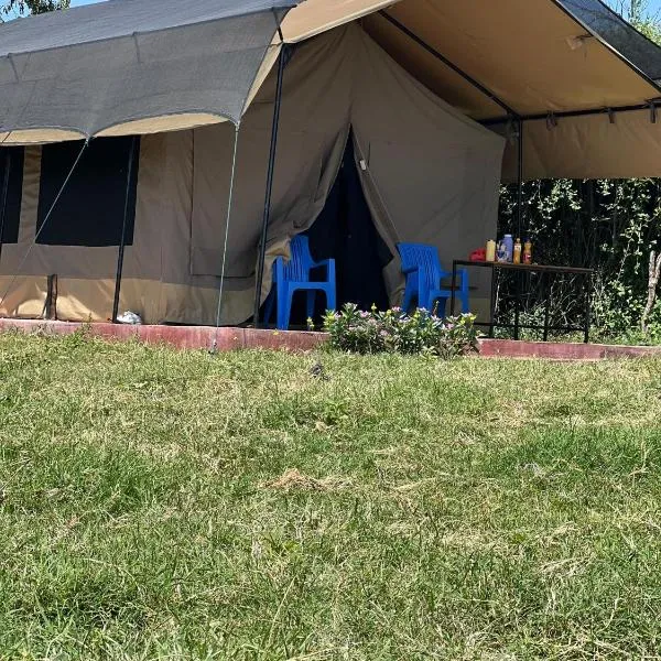 Oloiba Nkuti lodge، فندق في Sekenani