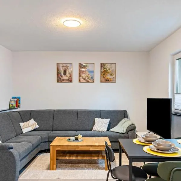 Schöne Wohnung in ruhiger Gegend, hotel i Calden