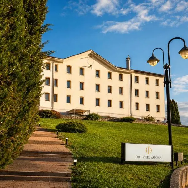 Phi Hotel Astoria, готель у місті Susegana