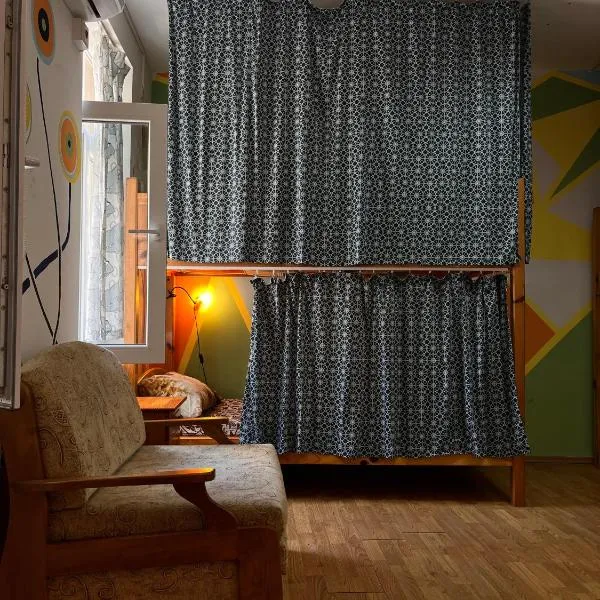 Just a Hostel, hotel u gradu Sozopol