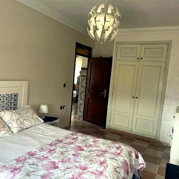 City Home, hotel a Beni Enzar