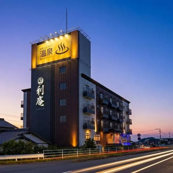 HOTEL Lien, hotel di Ashiya