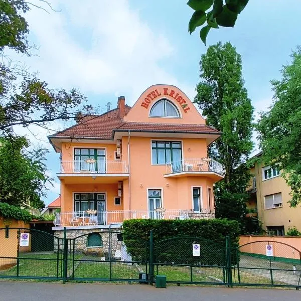 Villa Kristal Hotel,布達佩斯的飯店