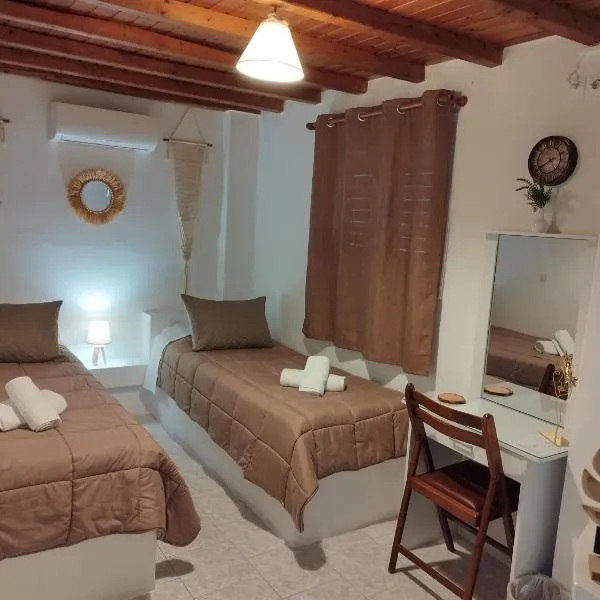 MMrooms Μονά κρεβάτια 2ος όροφος, hotell i Tinos stad