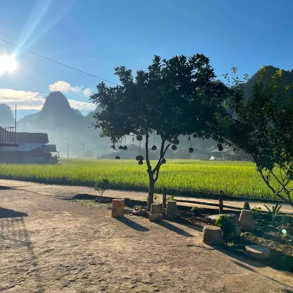 Nùng An homestay-Nùng ethnic group, hotel v destinácii Bà Dương