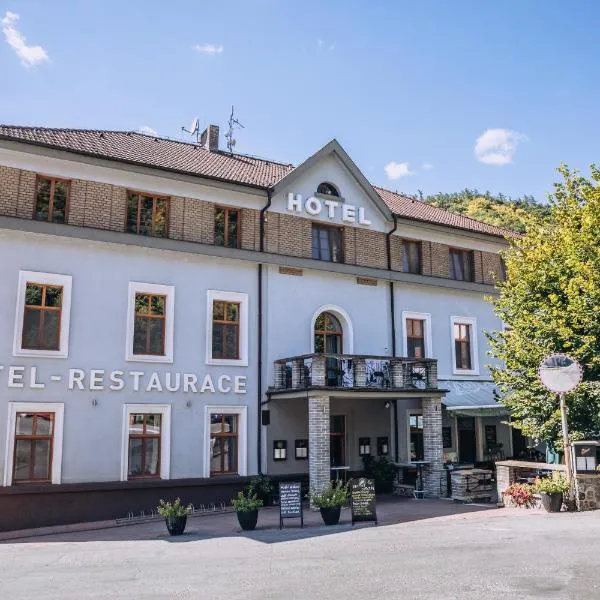 Hotel Sýkora, hotel in Křivoklát