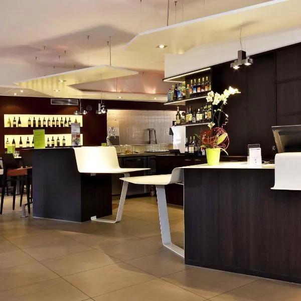 Mercure Hexagone Luxeuil, hotel u gradu Luxeuil-les-Bains