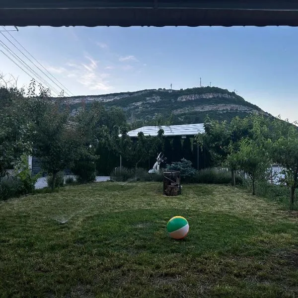 Mountain Panorama Garden BBQ ECO, viešbutis mieste Šumenas