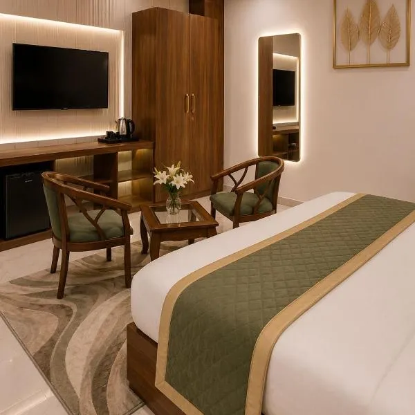 Hotel YshBellemount Sutes NearDelhi Airport - Free Airport Pickup & Drop, hotel v Dillí
