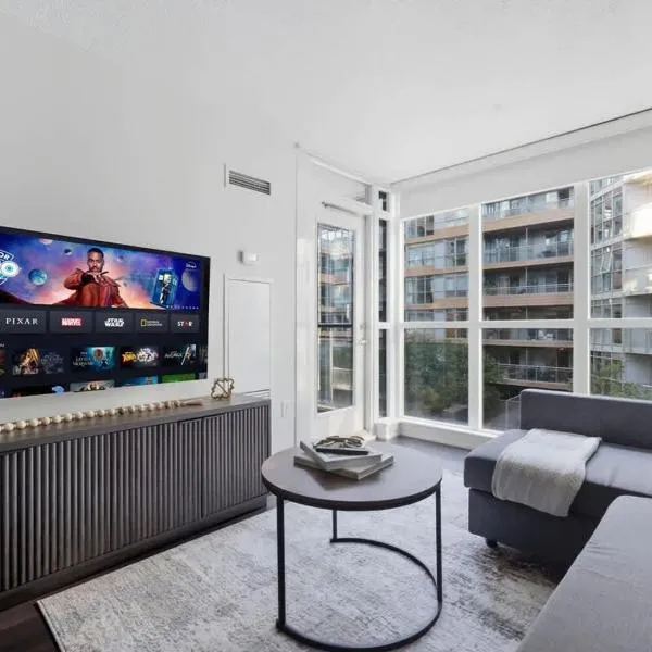 Trendy 1BR Condo Free Parking Downtown Toronto, hotel en Toronto