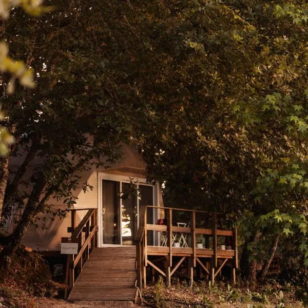 Manteiros Glamping, hotel din Canas de Senhorim