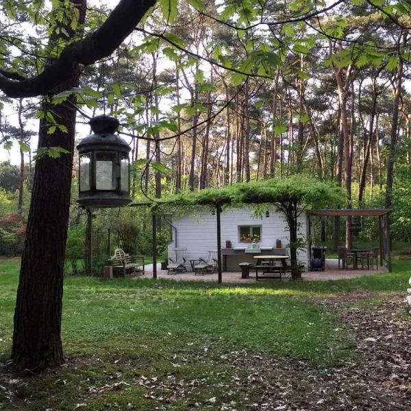 Gierle Garden Bungalow Escape, hotel sa Lille