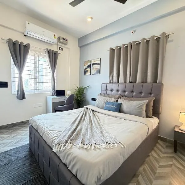 Bedchambers Premium Aparthotel Near Manyata Tech Park, hotel di Bangalore