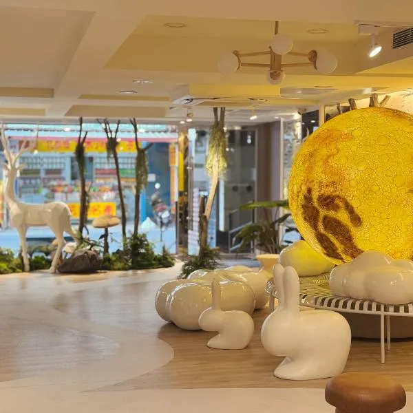 Finders Hotel Hualien Wen Hua، فندق في مدينة هوالين
