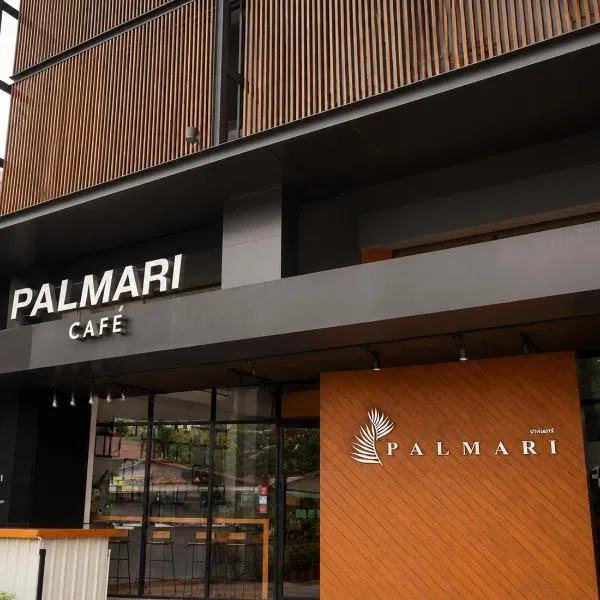 パルマリ ブティック ホテル(Palmari Boutique Hotel)、Ban Nua Khlongのホテル