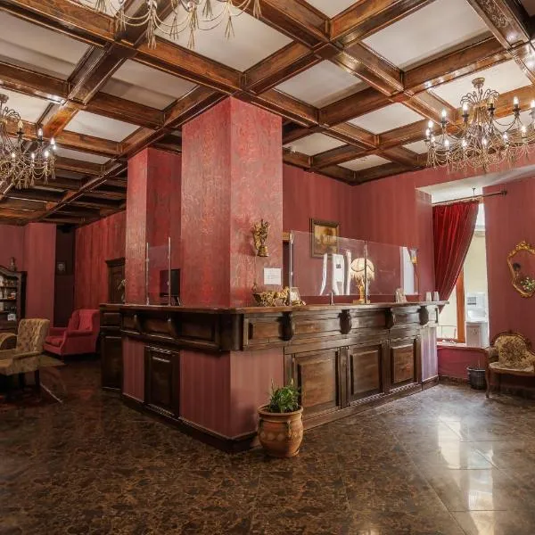 City Center Residence, hotel in Chernivtsi