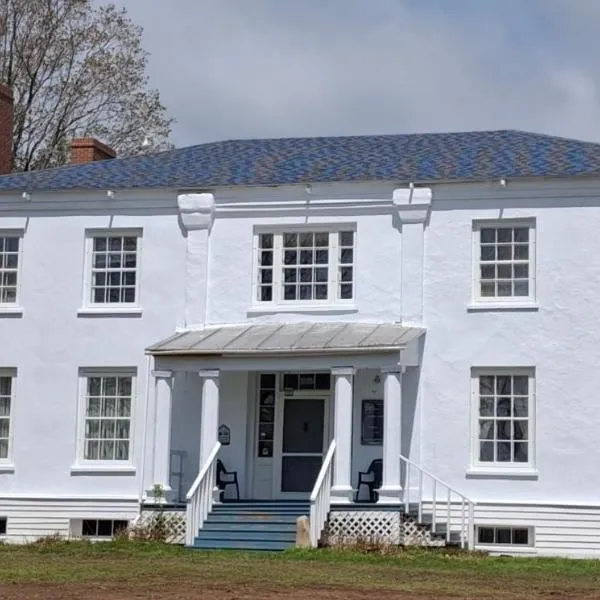 Manoir Hamilton,New Carlisle的飯店