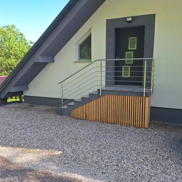 App TI-SA, hotell i Laze v Tuhinju