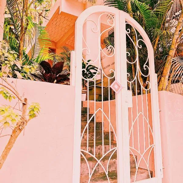 My Sisters House - Female only, hotel i Sayulita
