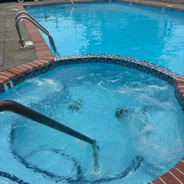 Glenwood Inn - Stroudsburg, hotel u gradu Delaware Water Gap