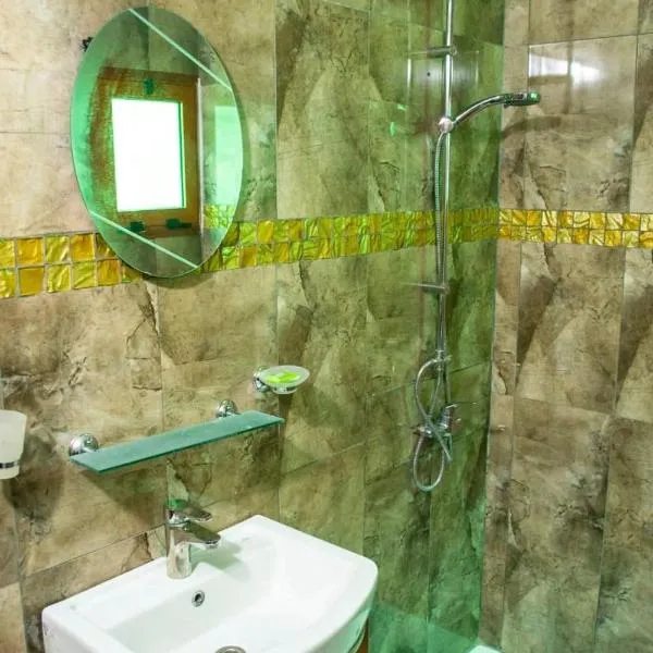 Hôtel LEWI 1 Bouaké, готель у місті Буаке