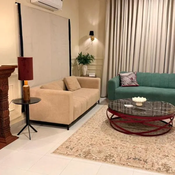 Starlight Suite by Jannat Vacation Rentals, Hotel in Karatschi