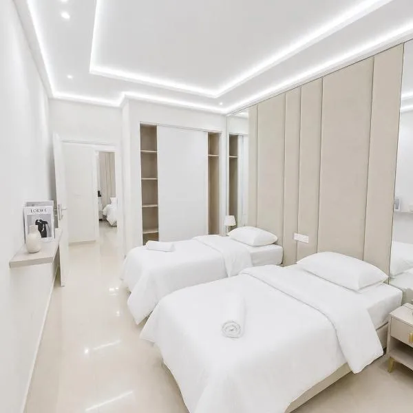 Al Hoceima Luxury Residence Amina 3, hotel ad Al-Ḥoseyma