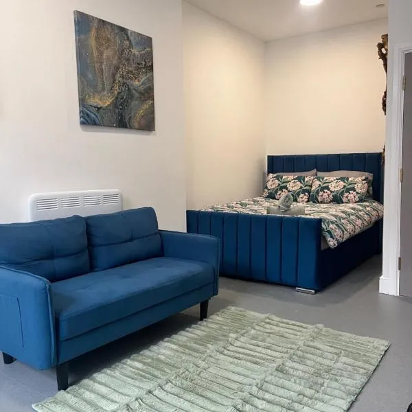 Cosy flat in central Cardiff Bay, hotel in Cardiff