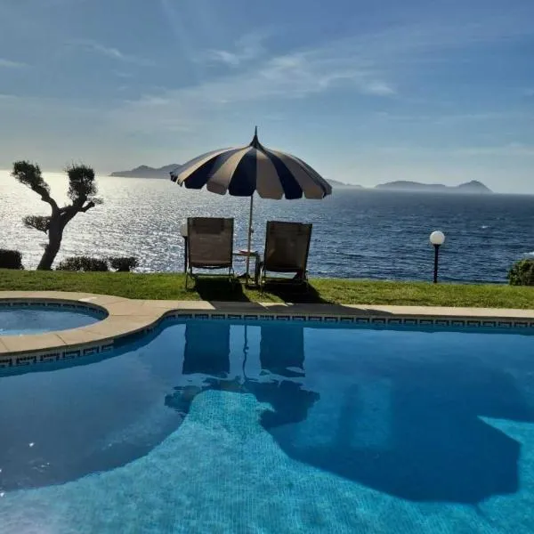 Ocean Luxury Retreat · Pool & Sea Views, hotel em Oya