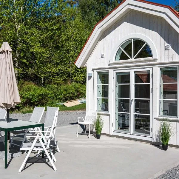 Emma's Villa & Stugor, hotel di Strömstad