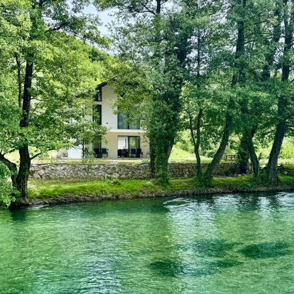 RiverHouse Tošinović, hotel u Šipovu