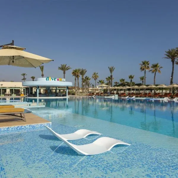 Hilton Skanes Monastir Beach Resort، فندق في المنستير