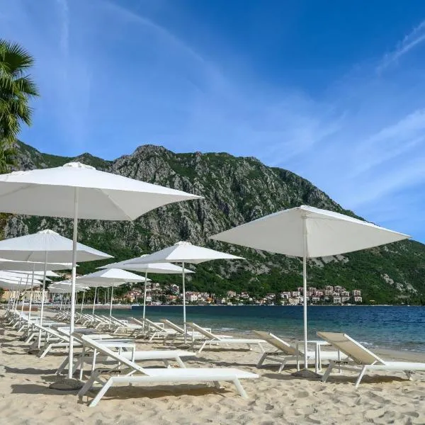 Mövenpick Hotel & Residences Teuta Kotor Bay, hotel em Kotor
