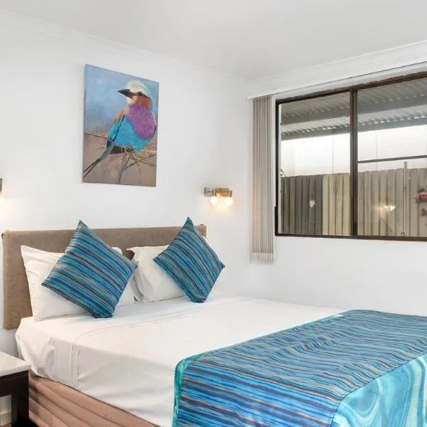A&A Lodge Motel, מלון באמרלד