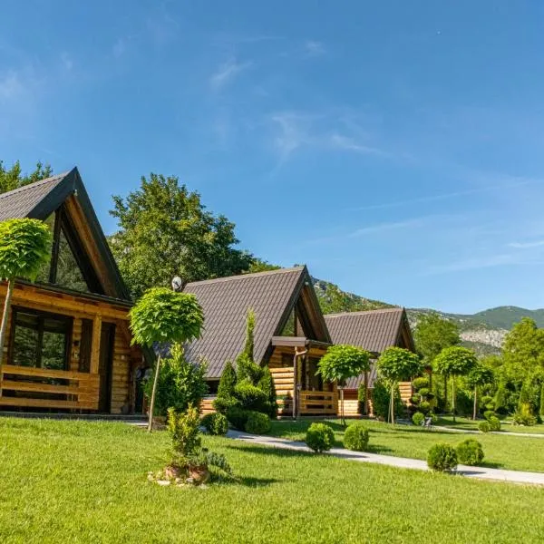 Sicevacka Bajka log cabin in a nature park, hotel v destinaci Niš