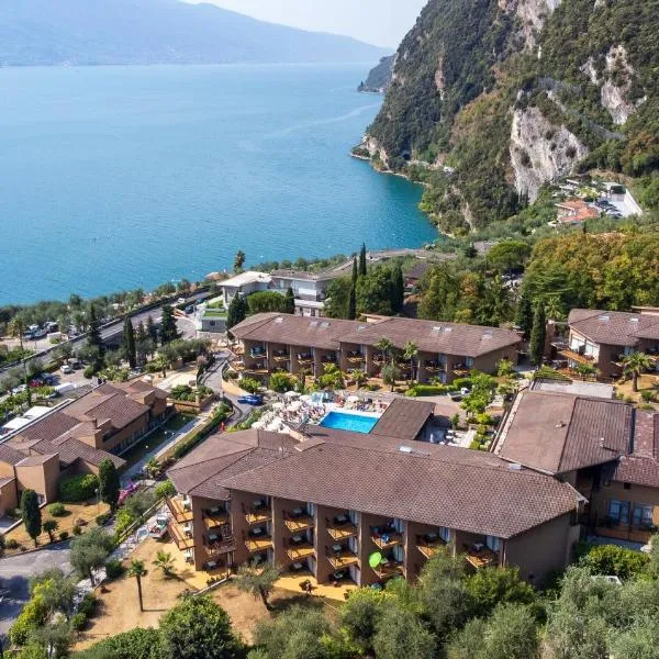 Hotel Leonardo Da Vinci, hotel Limone sul Gardában