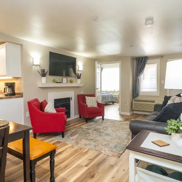 Beautiful Cozy Condo within walking distance to downtown Gatlinburg، فندق في غاتلينبرغ