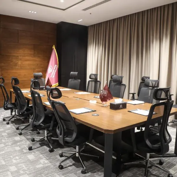 Basra Platinum Hotel, מלון באל בצרה