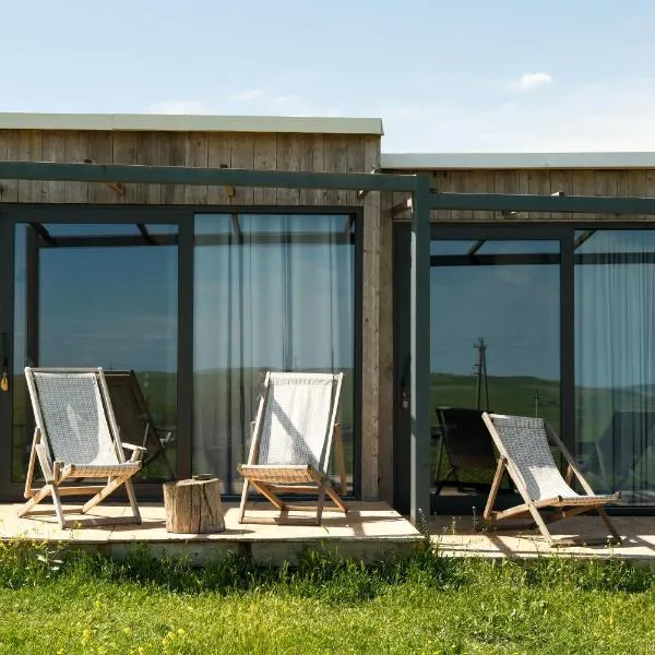 Oasis Club Cottages, Hotel in Udabno