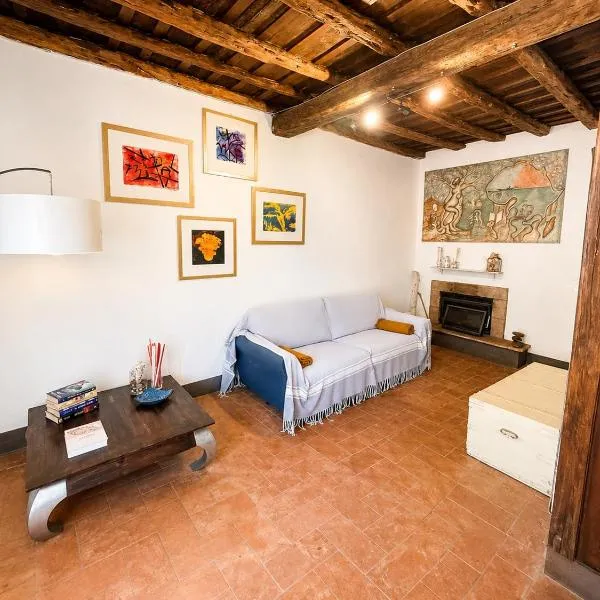 Charming House Isola di Capraia Casa Carlo Alberto, hotel in Capraia