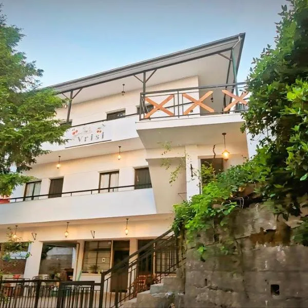 Vrisi Guest House, Hotel in Pedoulas