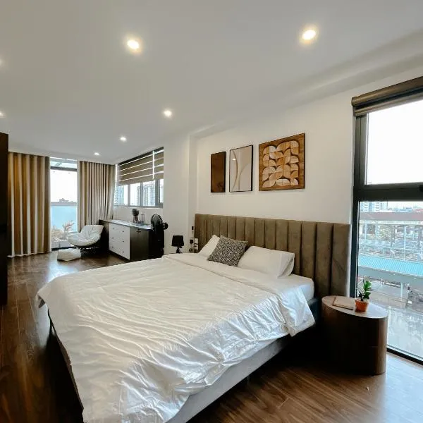 Sky villas with large balcony, hotel v mestu Hanoi