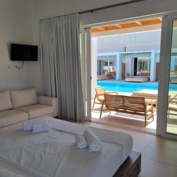 Blue Summer Luxury Suites, khách sạn ở Kourouta