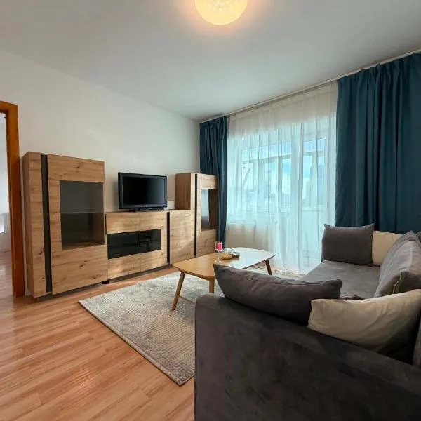 Amazing Skyline View 2 Bedroom in Downtown Ulaanbaatar, hotel en Ulán Bator