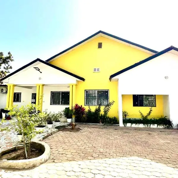 B & B Villa Calliandra, hotel din Bijilo