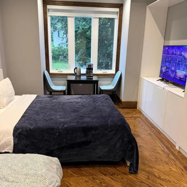 Modern House in Toronto、トロントのホテル