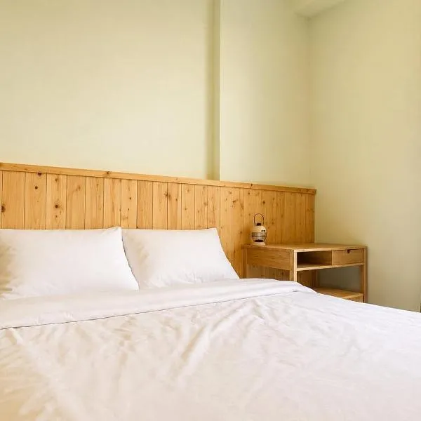 Songfeng B&B, отель в городе Луйе