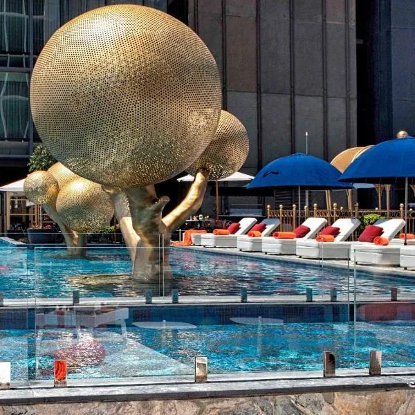 इस्तांबुल में, होटल Fairmont Quasar Istanbul Hotel
