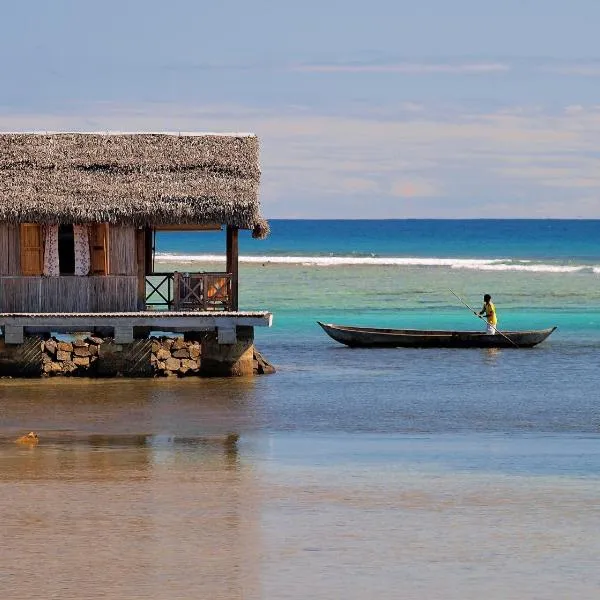 Lakana Hotel, hotel di Sainte Marie